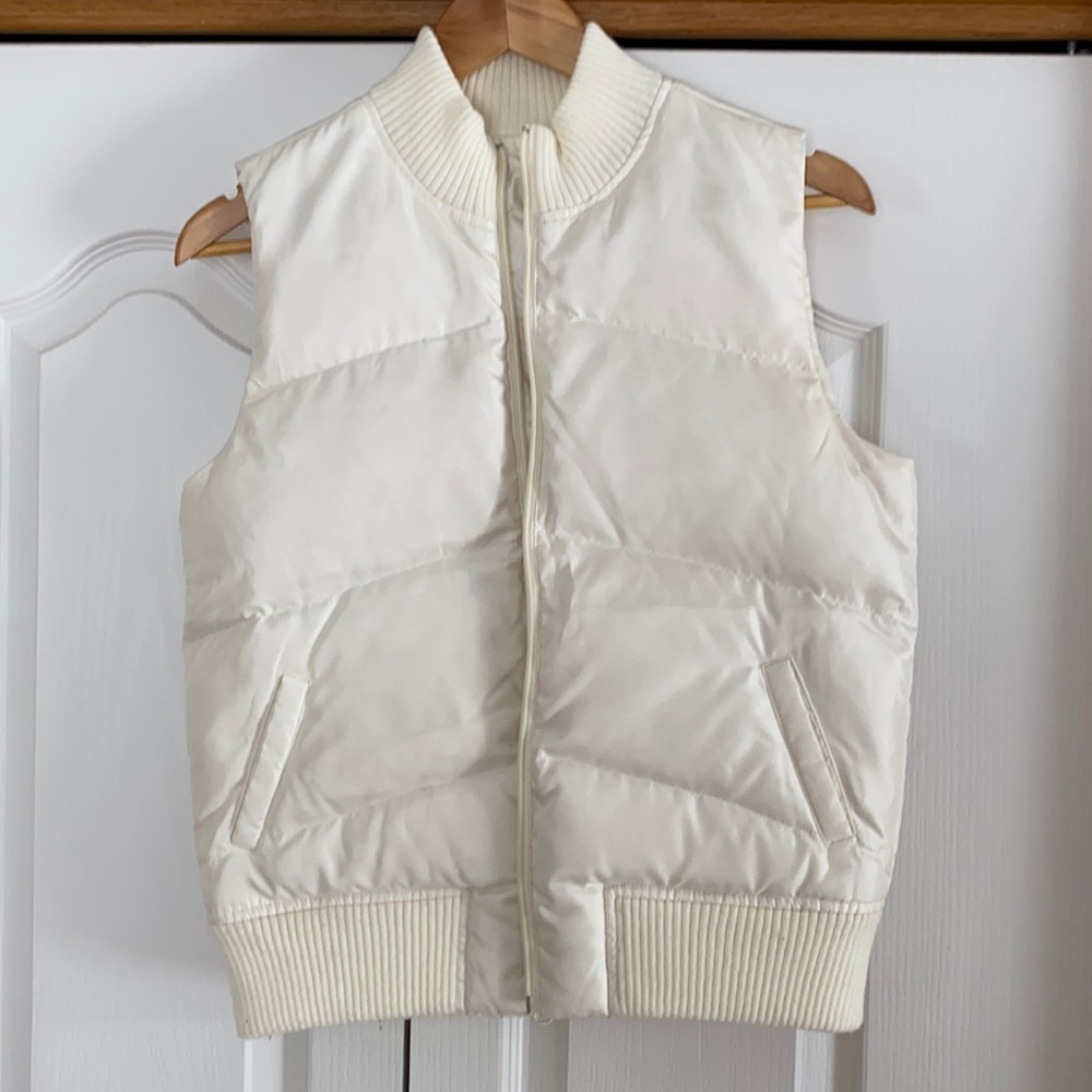 Old Navy Girls XXL Cream Puffer Vest